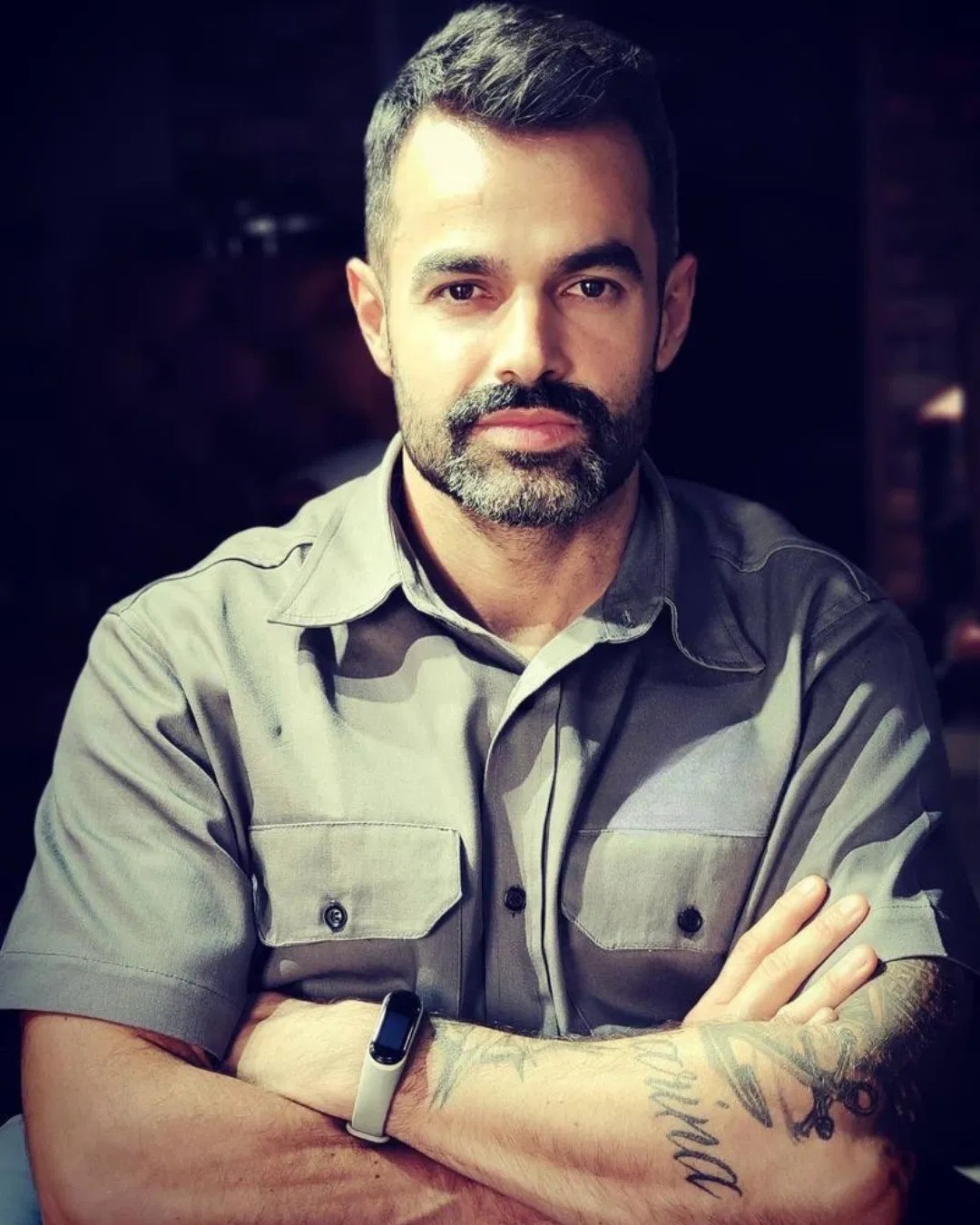 Retrato de Thiago Carvalho, barbeiro da Senhor Barbeiro